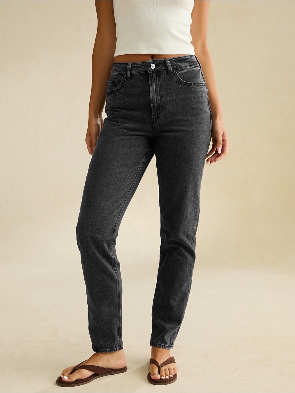 American Eagle Outfitters Dark Gray High-Rise Straight Jeans